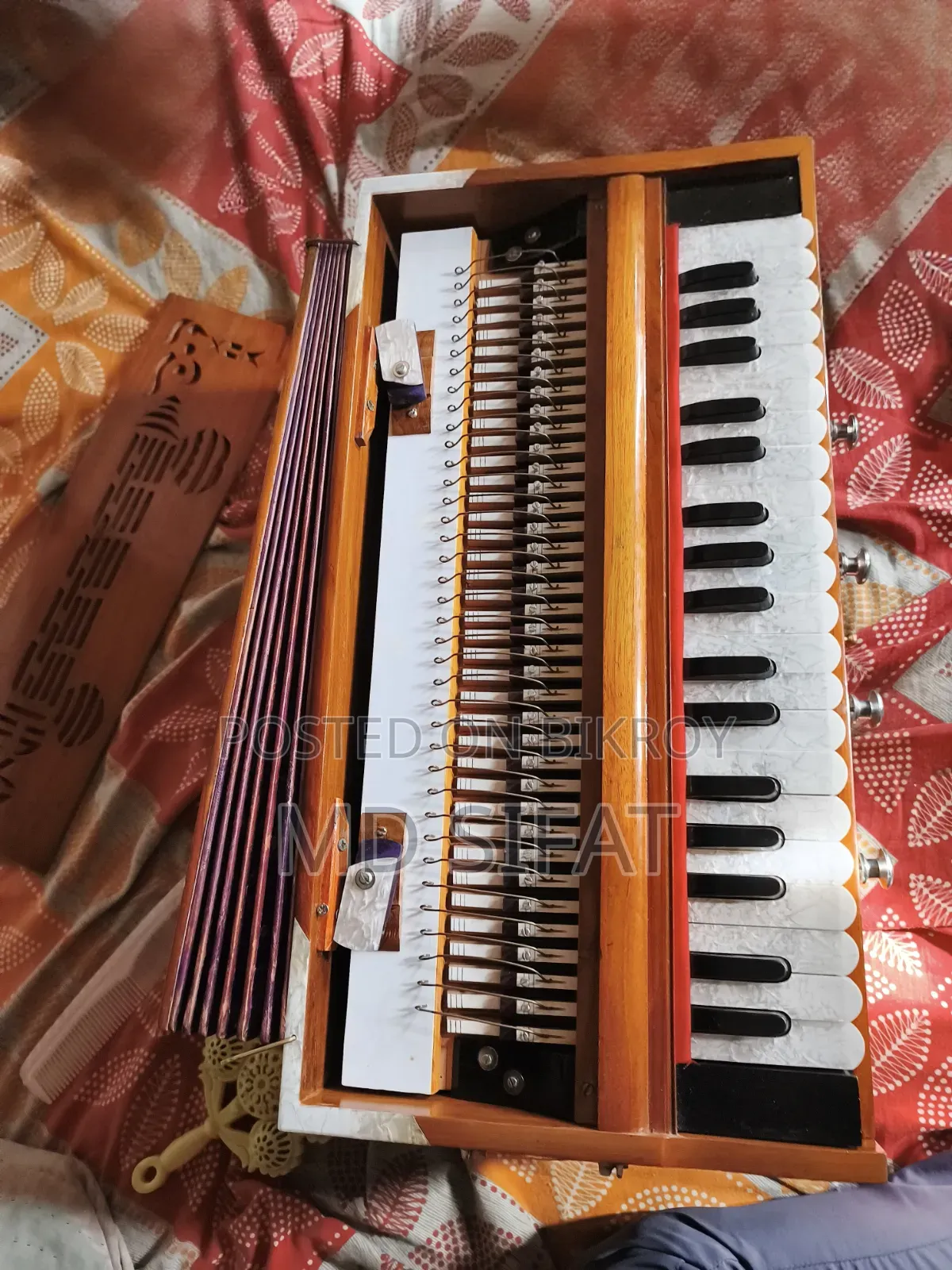 Harmonium for Sale — Good Sound and Condition