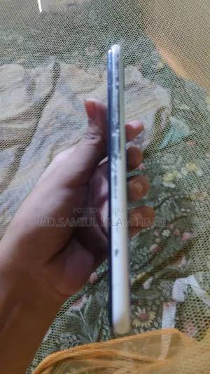 Vivo Y11 32 GB