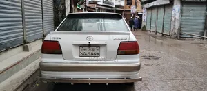 Toyota Corolla 1996 Off white