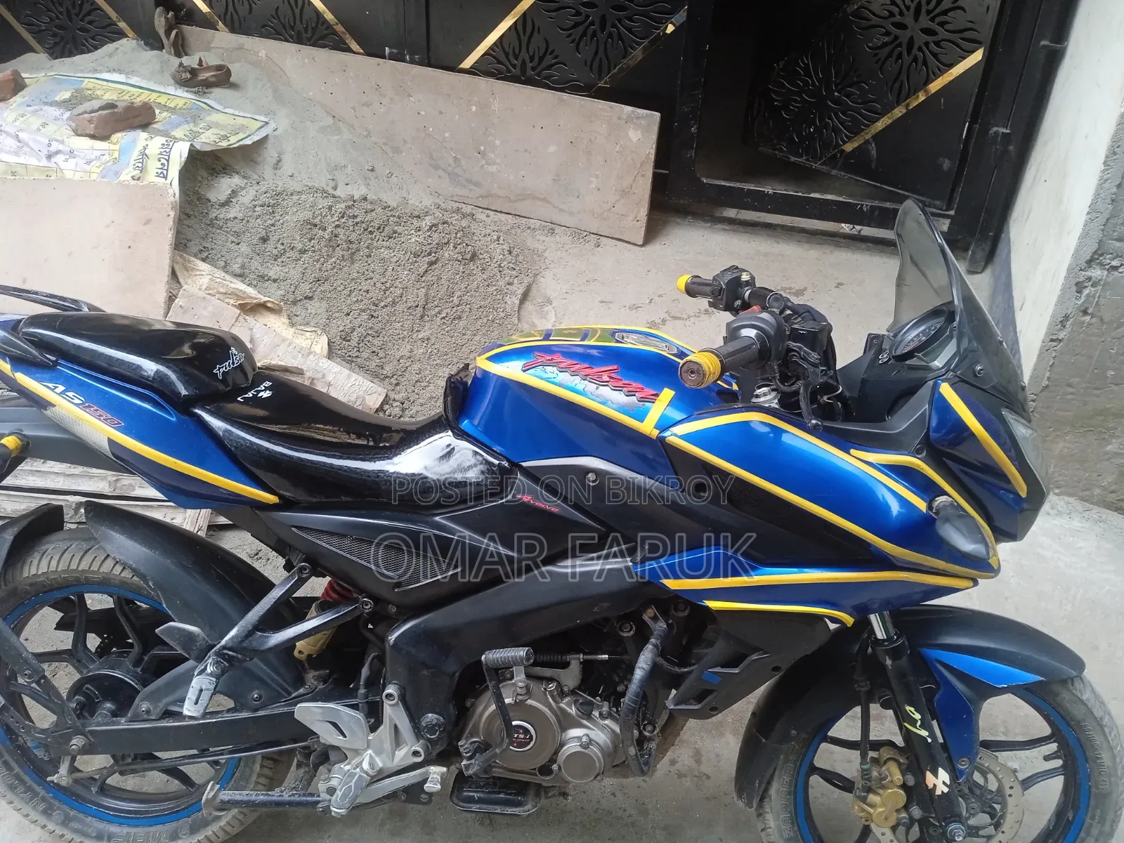 Bajaj Pulsar N150 2018 Blue