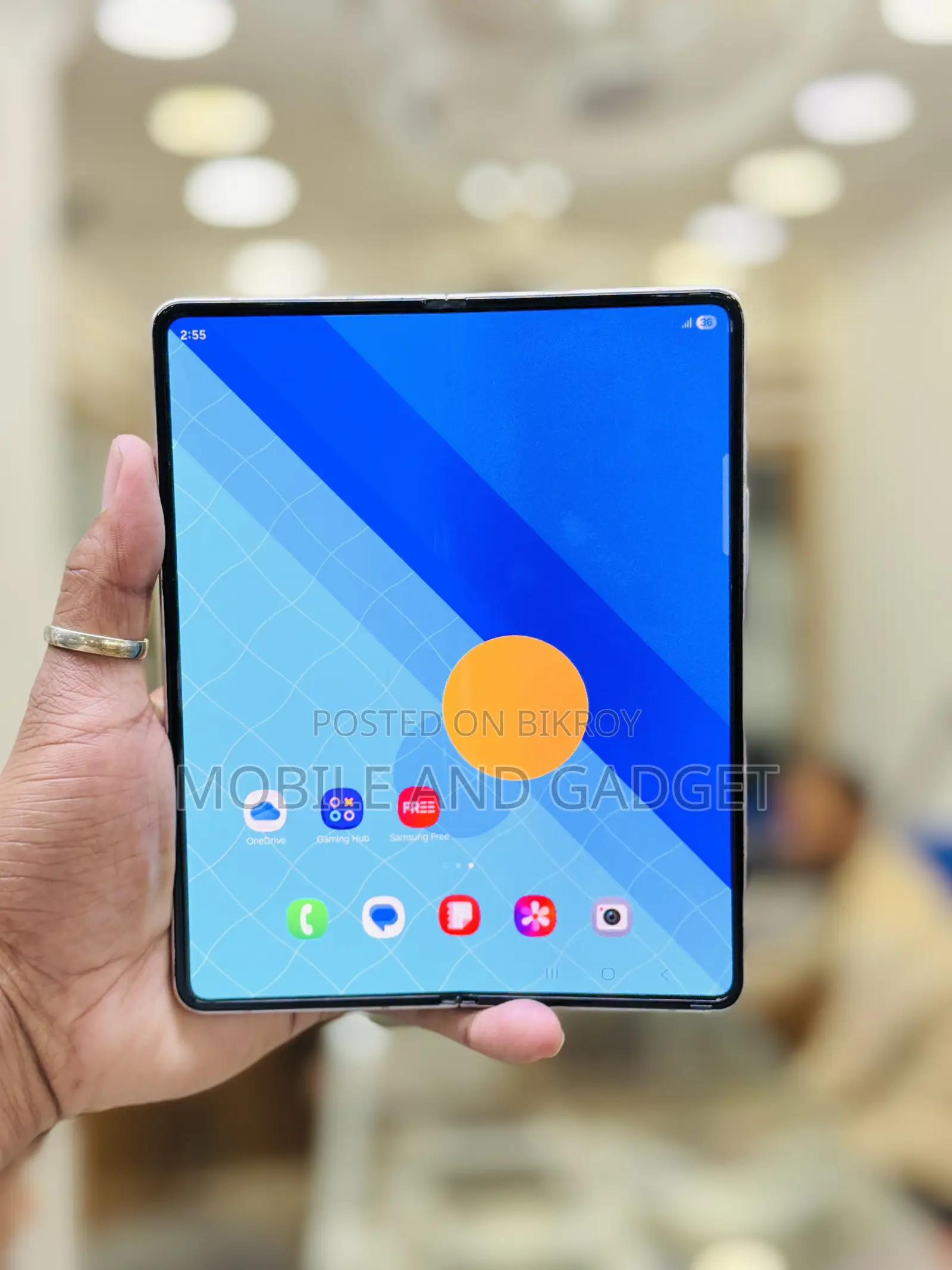 স্যামসাং গ্যালাক্সি জেড ফোল্ড ৩ ২৫৬ জিবি গোল্ড
