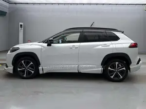 Toyota Corolla Cross 2024 Pearl