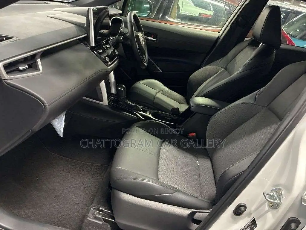 Toyota Corolla Cross 2024 Pearl