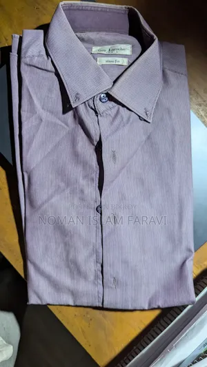 থ্রিফ্টেড নীল গোলাপি শার্ট