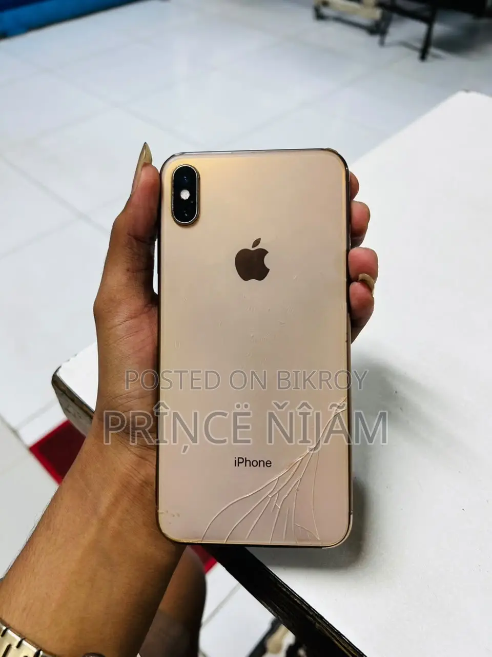 অ্যাপল আইফোন এক্সএস ম্যাক্স ২৫৬ জিবি গোল্ড