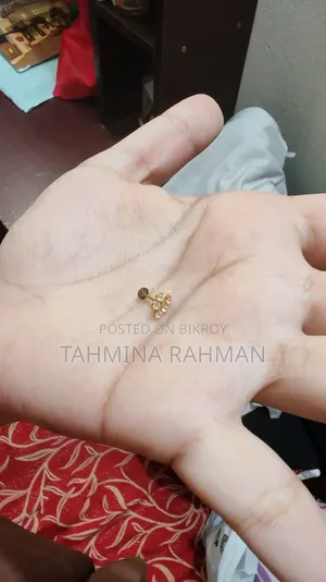 Aarong Gold Nose Pin