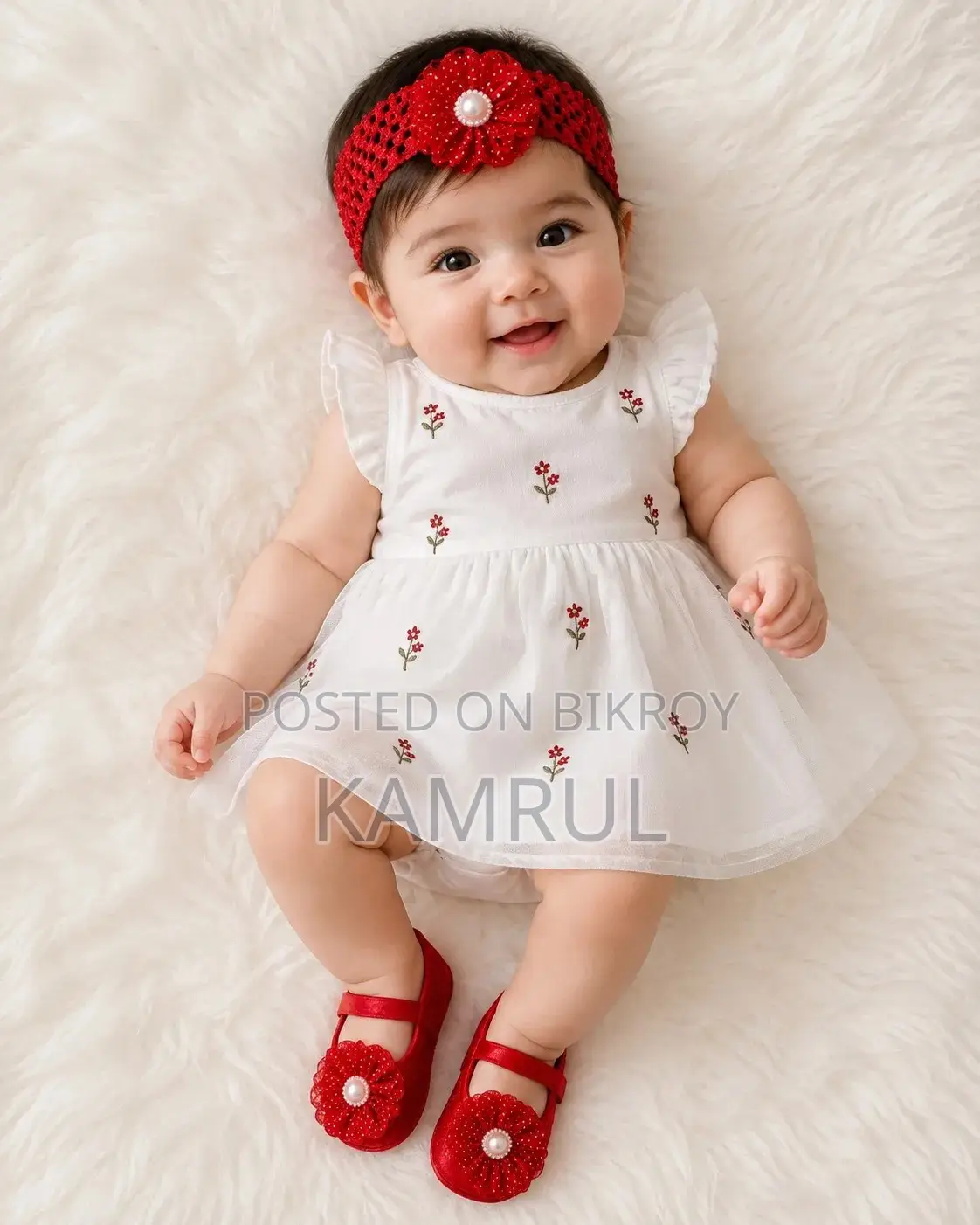 Add a royal touch to your little one's first outfit!
