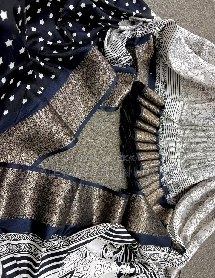 Original Indian Exclusive Kalki Silk Saree - Zari Border