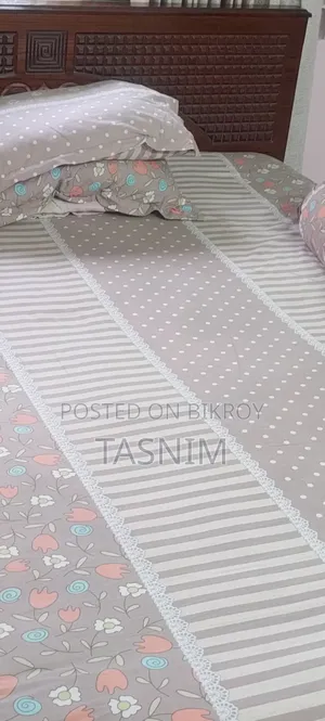 কাঠের খাট বিক্রয়ের জন্য