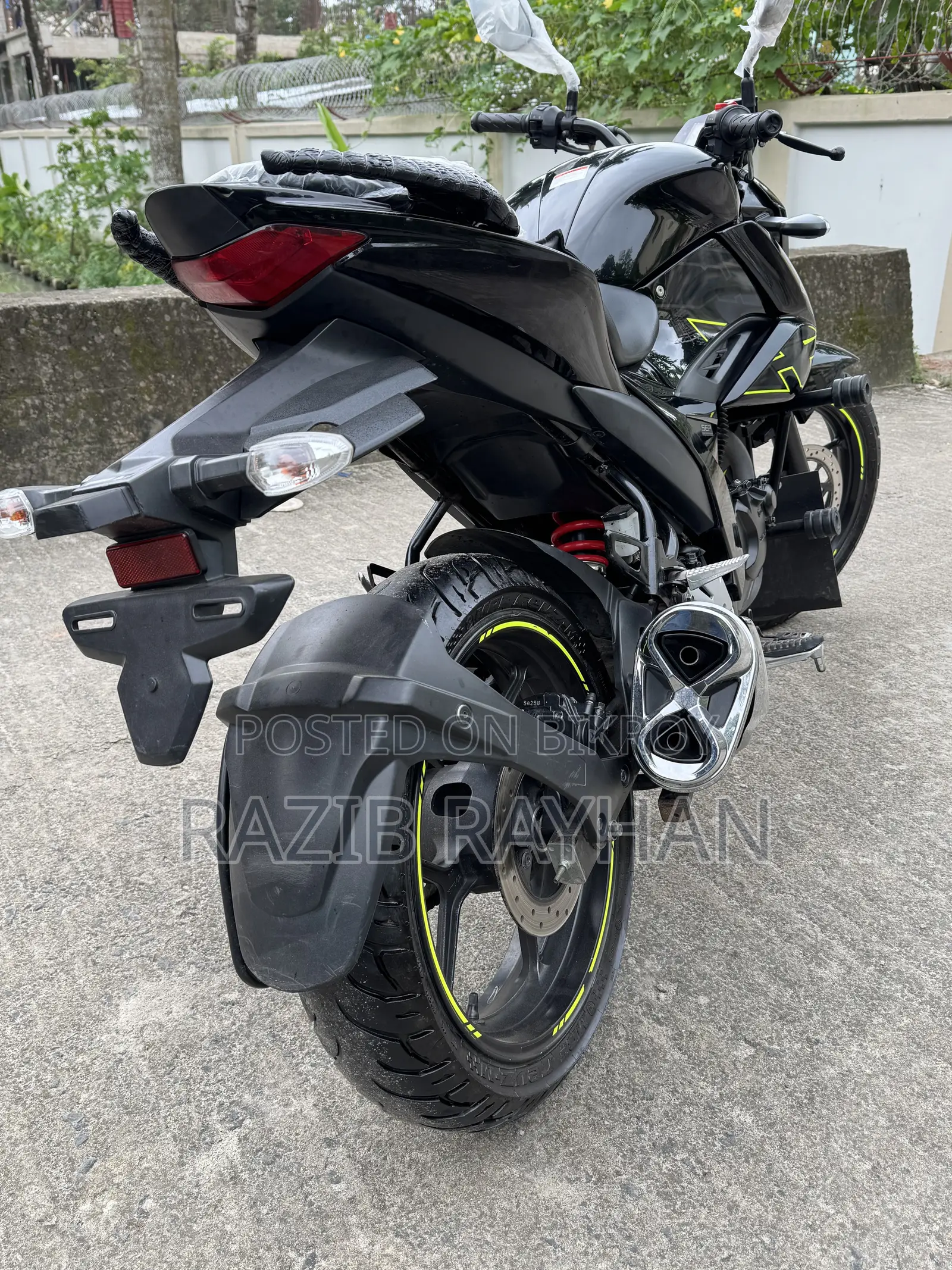 Suzuki Gixxer 2025 Black