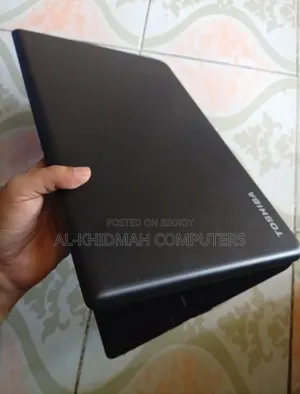 Laptop Toshiba 4GB AMD HDD 500GB