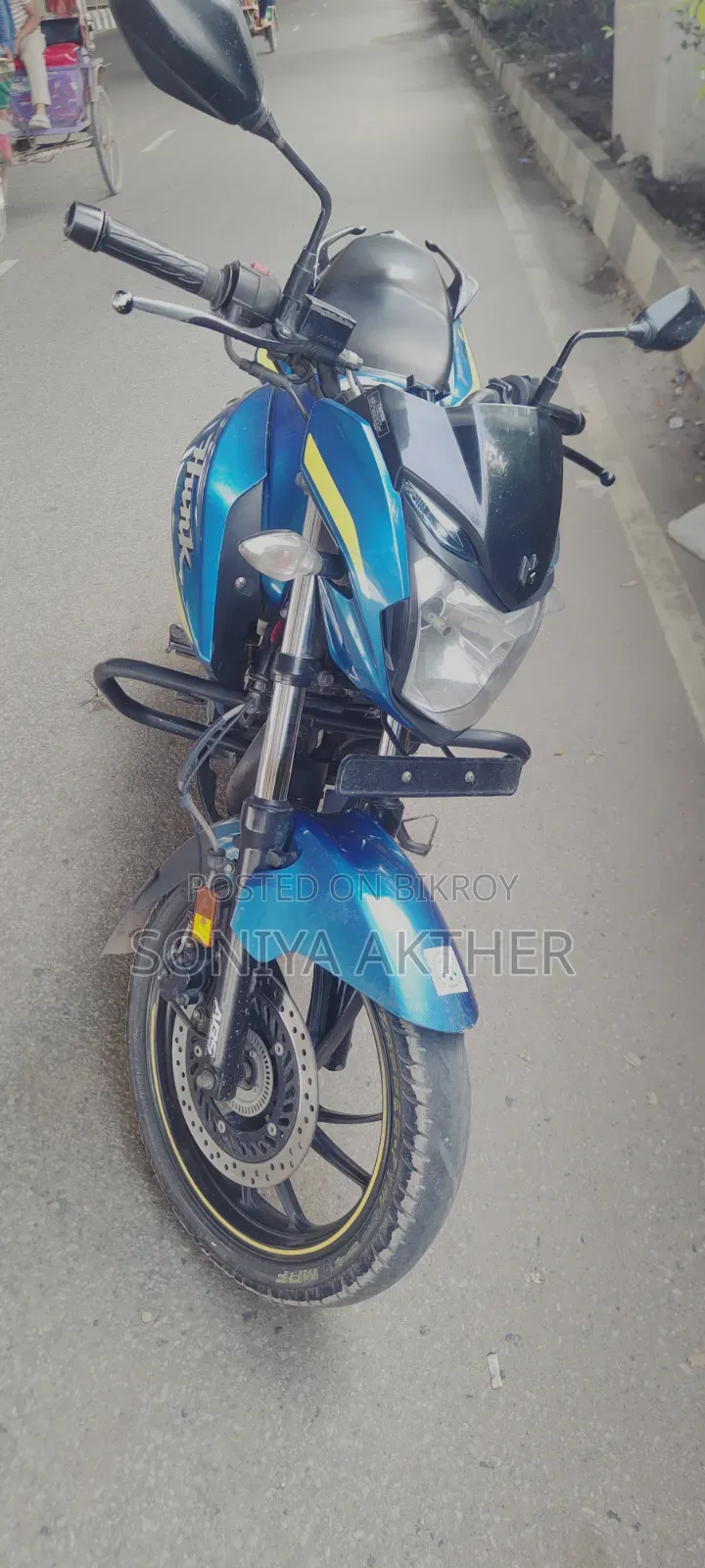 Hero Hero Hunk 150R Dual Disc ABS 2021 Blue