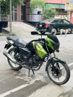 টিভিএস অ্যাপাচি আরটিআর ১৬০ টুভি ২০১৪ কালো
