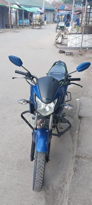 হোন্ডা লিভো ২০১৯ ব্লু