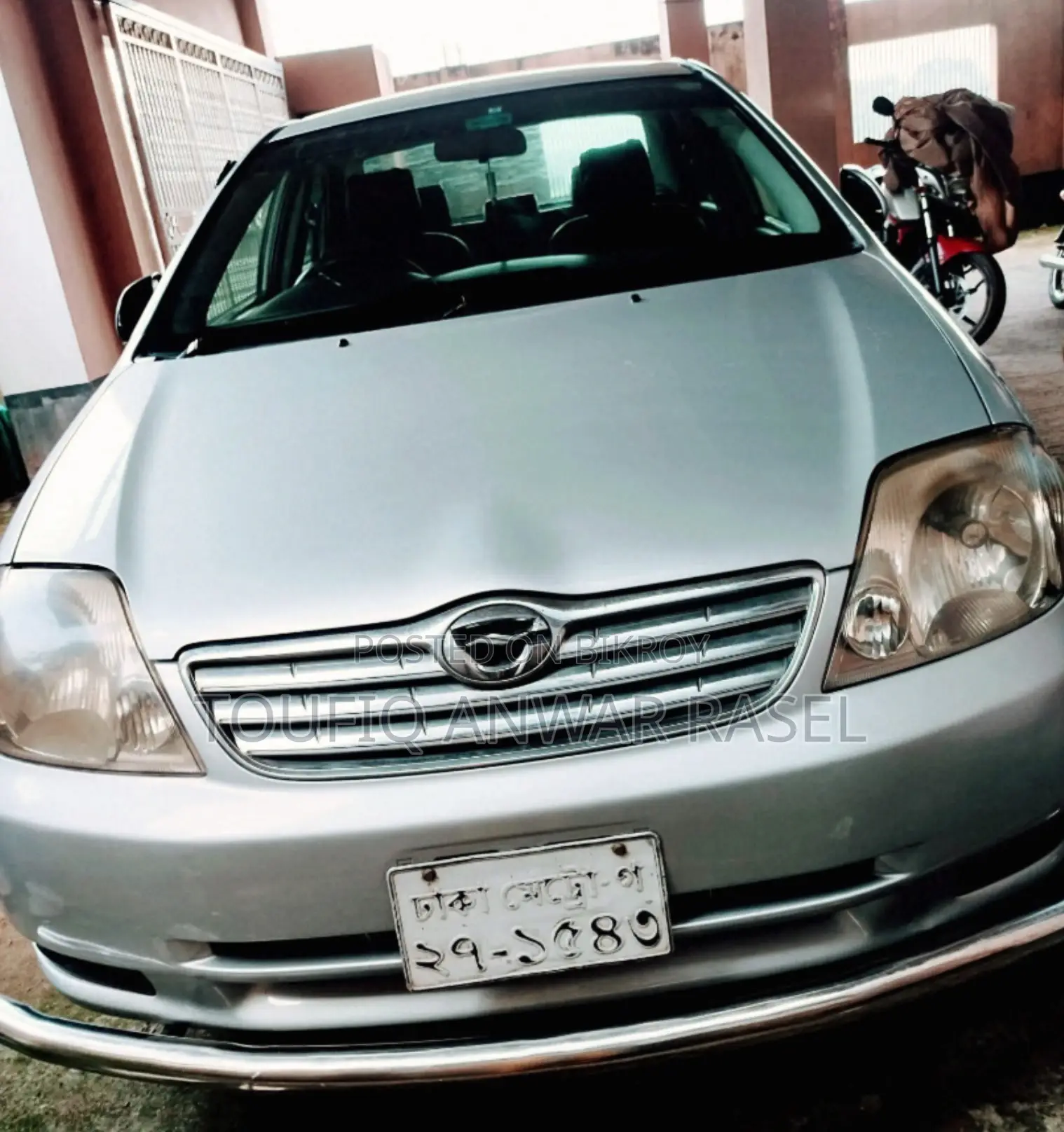 Toyota Corolla 2004 Silver