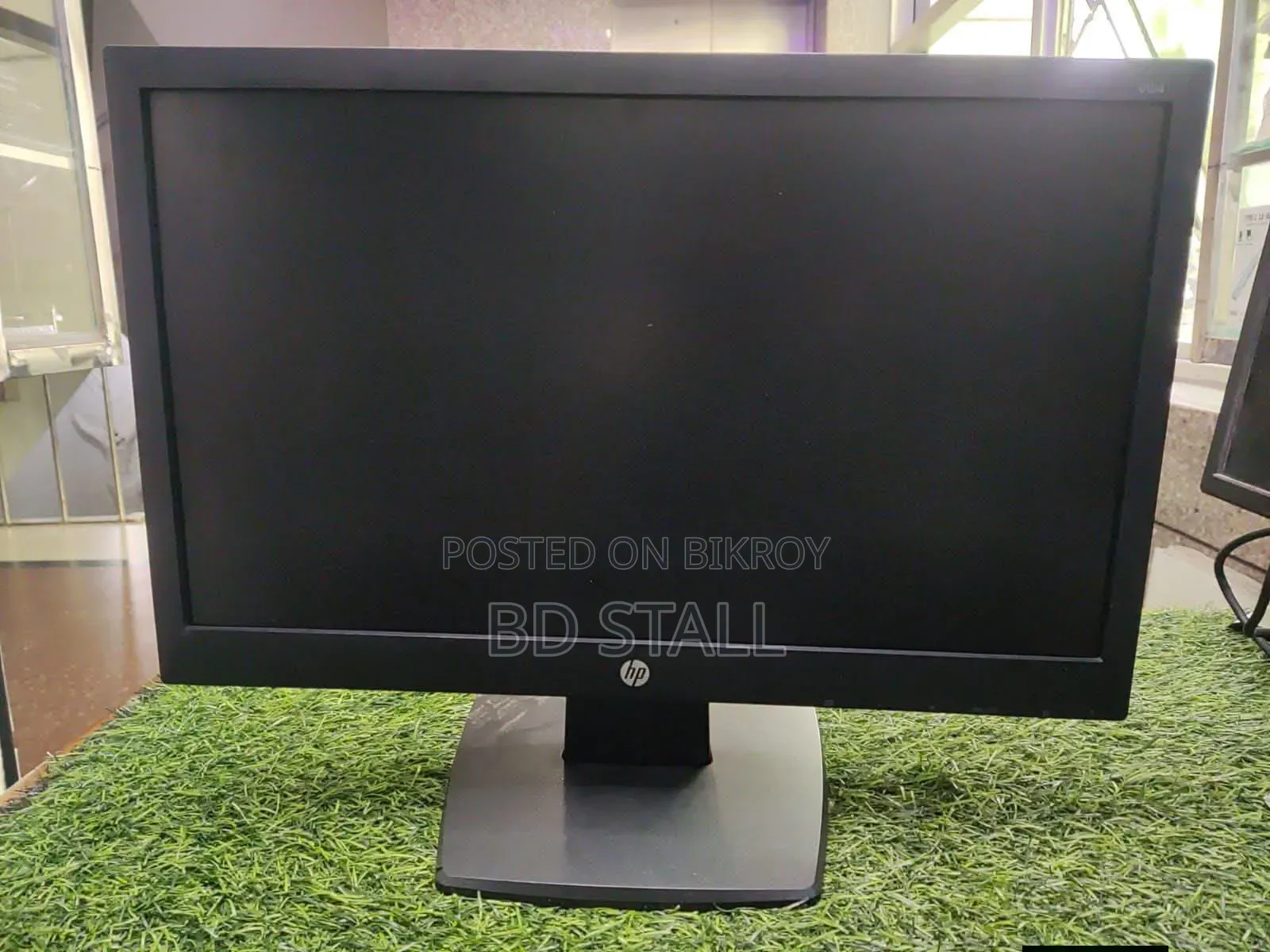 HP Monitor 19 Inch