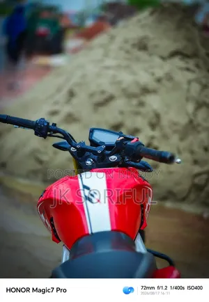 TVS Apache 160 4V 2023 Red