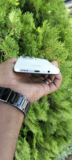 অনার এক্স৭সি ২৫৬ জিবি সাদা