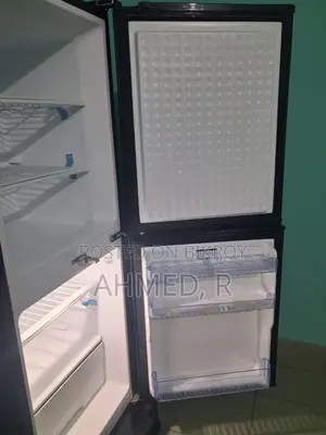 রেফ্রিজারেটর (গ্রস- ২১৩ লি., নেট- ১৭৬ লি.)