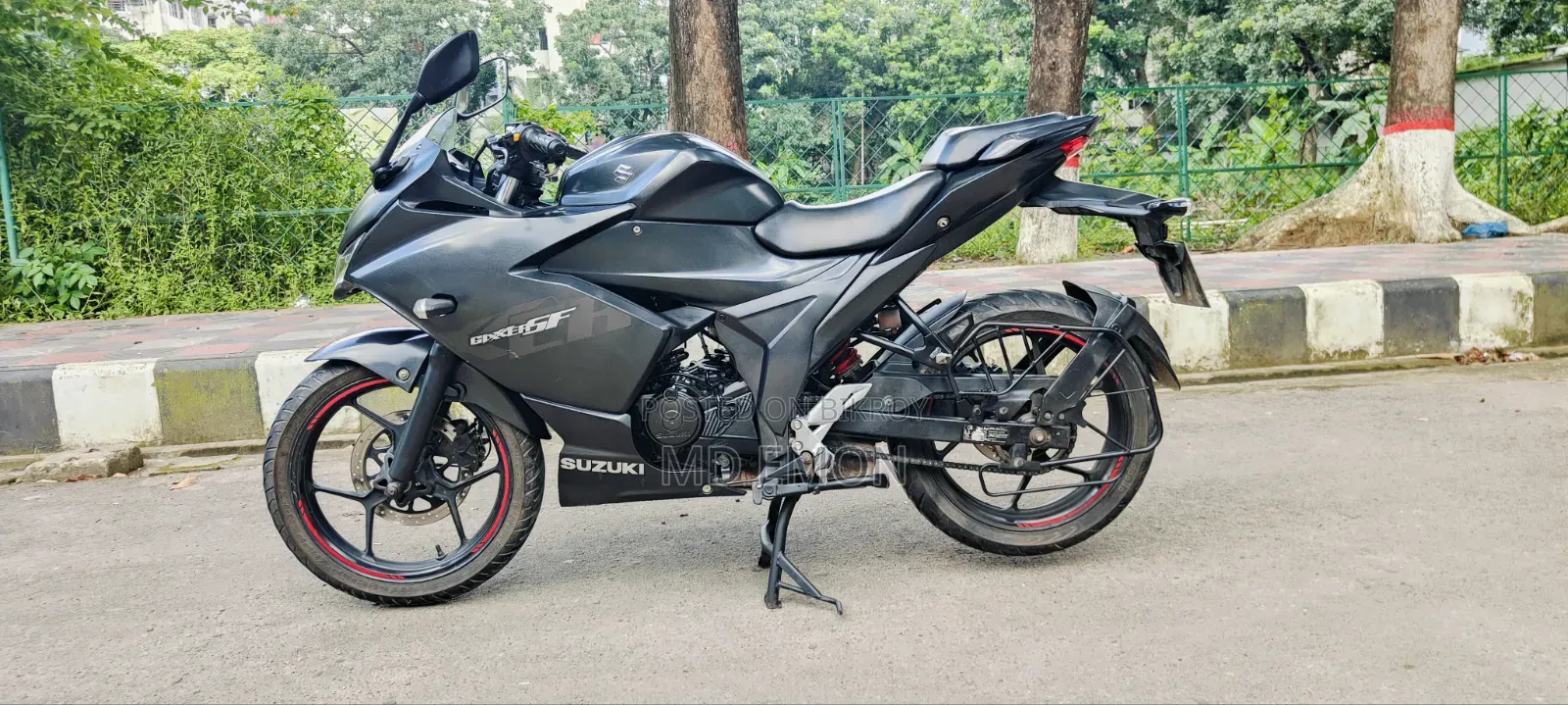 সুজুকি জিক্সার এসএফ ২০২৩ ব্ল্যাক
