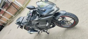 সুজুকি জিক্সার এসএফ ২০২৩ ব্ল্যাক