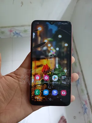 Samsung A10 32 GB Red