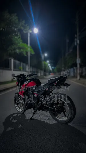 ইয়ামাহা এফজেড ২০১৫ হলুদ