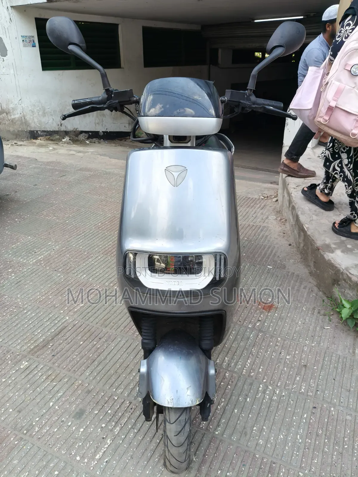 Yadea 8S200 2025 Silver