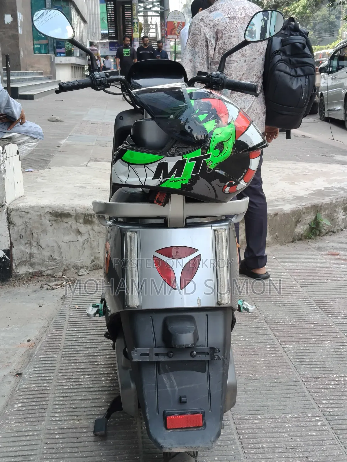 Yadea 8S200 2025 Silver