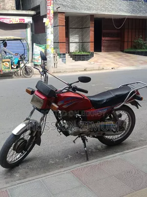 মোটরসাইকেল ২০১৮ লাল