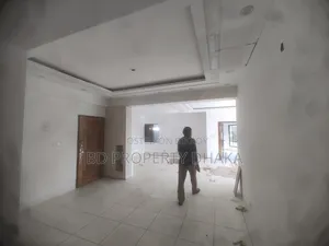 গুলশানে ২৫০০ বর্গফুটের অফিস স্পেস ভাড়া