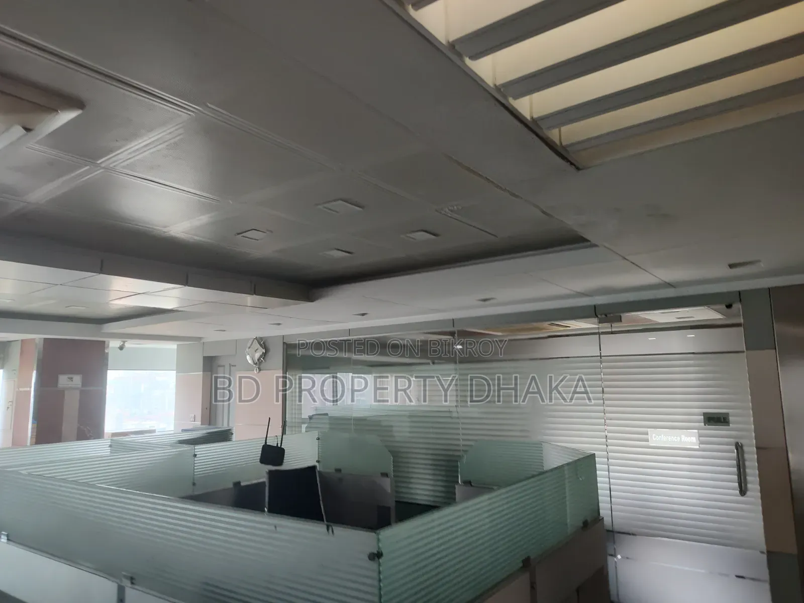 2200 SQFT Open Commercial Space Rent in Banani