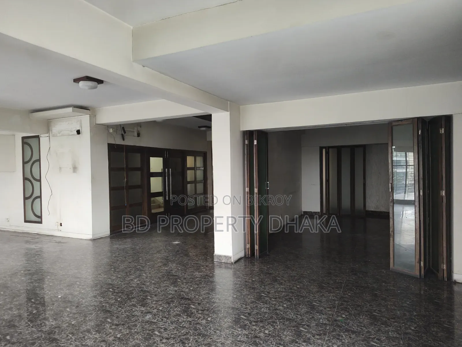 2850 SQFT Commercial Space Restaurant Rent in Banani