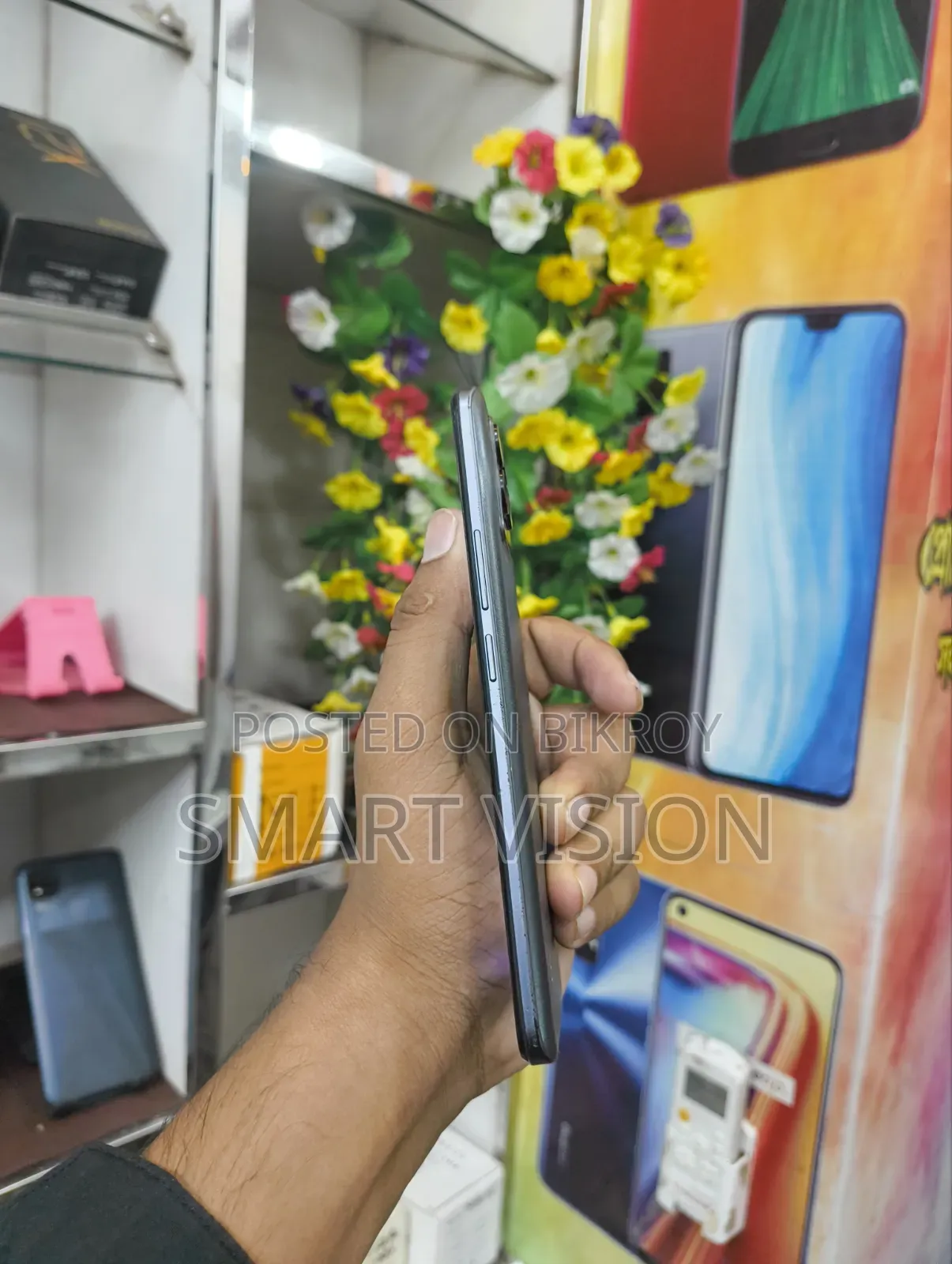 রিয়েলমি ৮ প্রো ১২৮ জিবি ব্ল্যাক