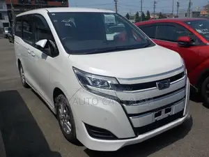 Toyota Noah 2021 Pearl