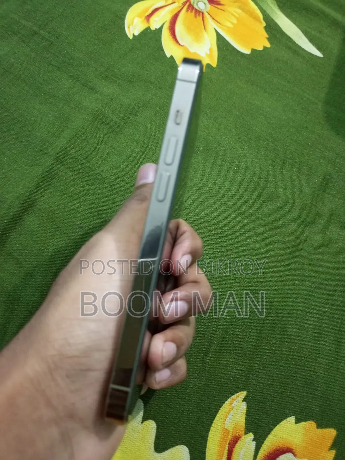 অ্যাপল আইফোন ১৪ প্রো ২৫৬ জিবি গোল্ড