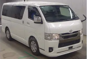 Toyota HiAce 2022 White