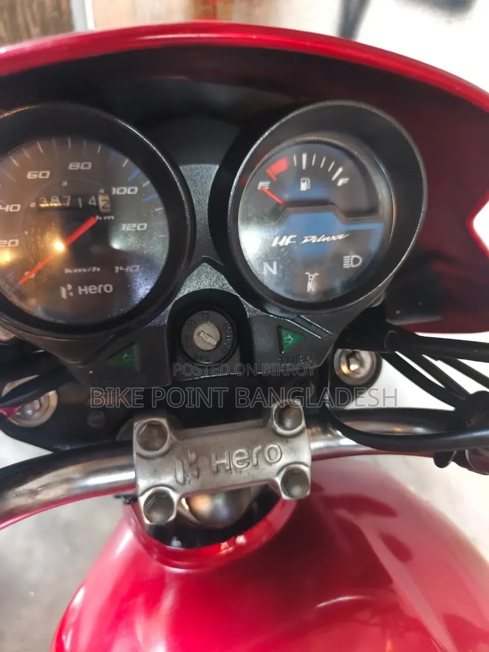 Hero HF Deluxe 2023 Red