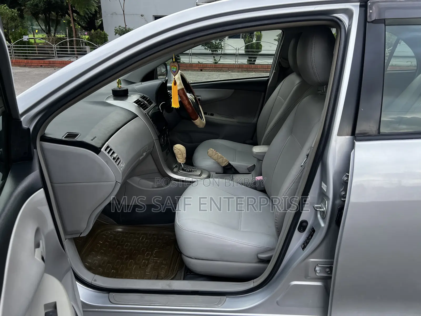 Toyota Axio 2010 Silver