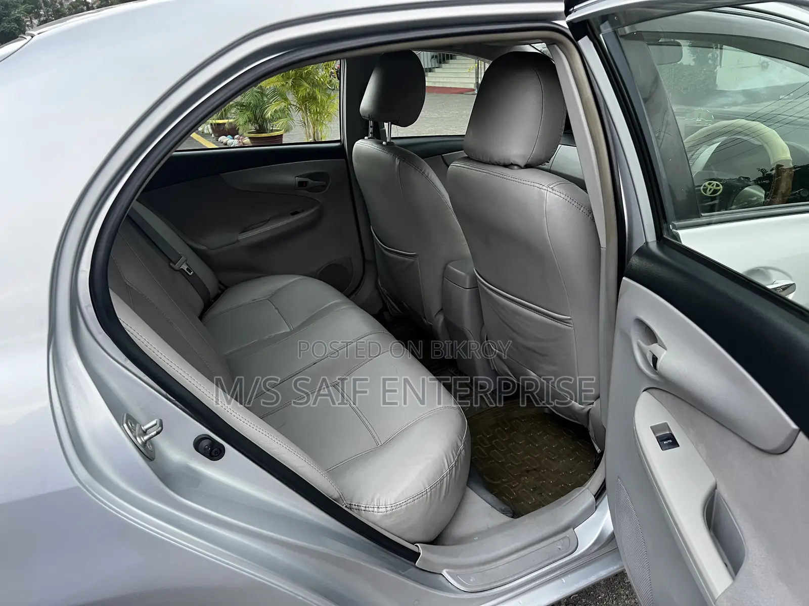 Toyota Axio 2010 Silver
