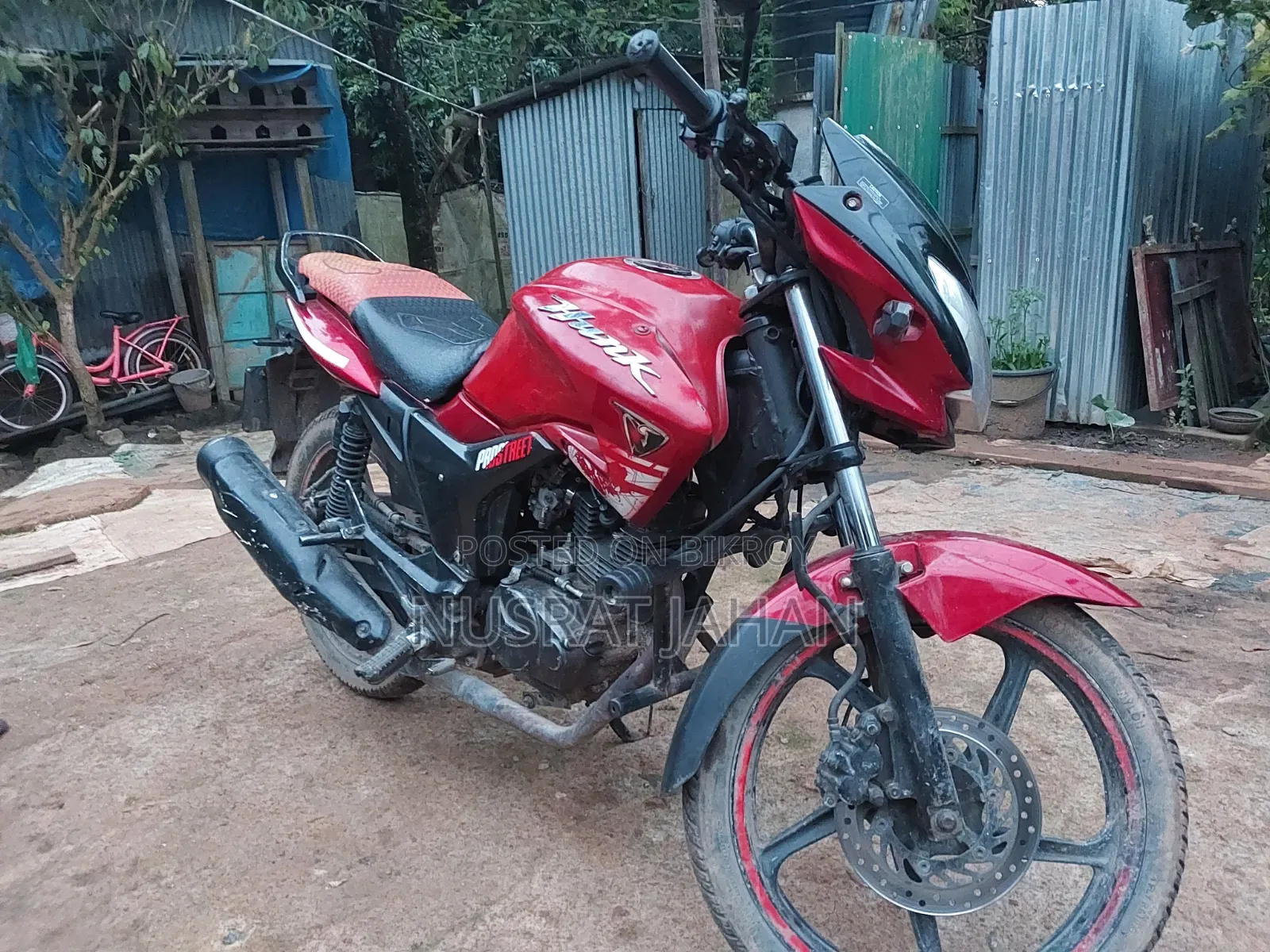 হিরো হাঙ্ক ২০১০ রেড