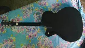 Guitar Gogos