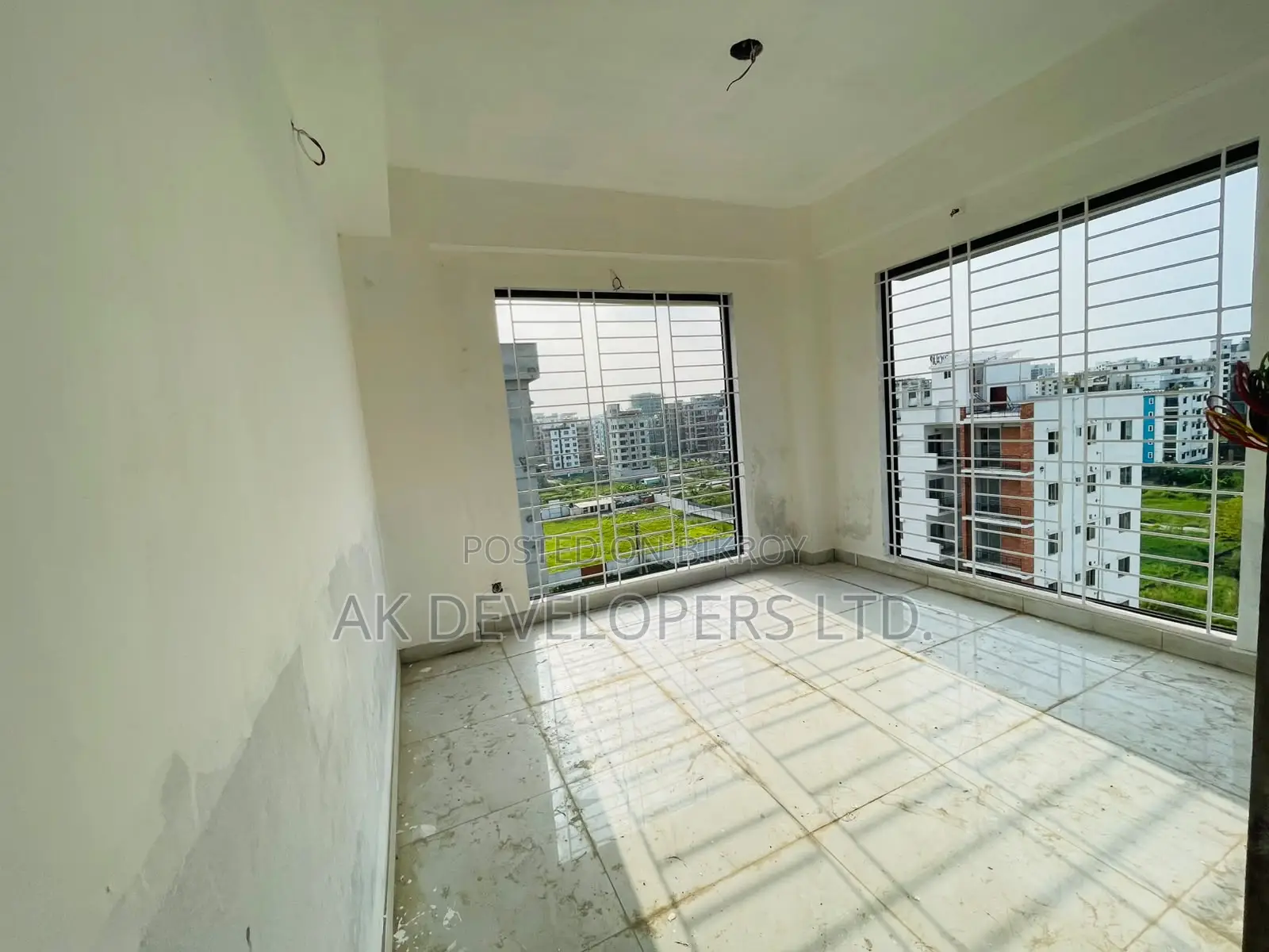 3 Bedroom Apartment in Sukoon, Basundhara for sale