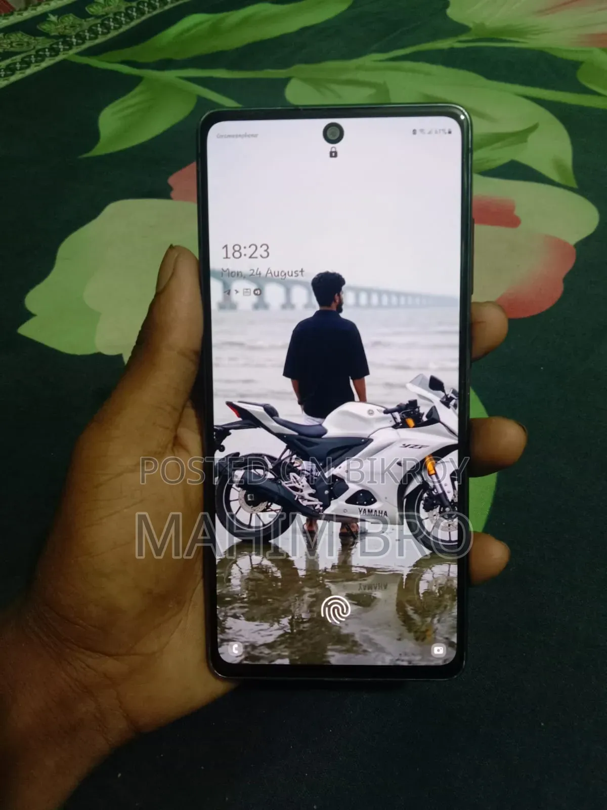 স্যামসাং গ্যালাক্সি এস২০ এফই ৫জি ১২৮ জিবি ব্ল্যাক
