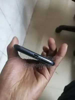 অ্যাপল আইফোন এক্সআর ৬৪ জিবি ব্ল্যাক