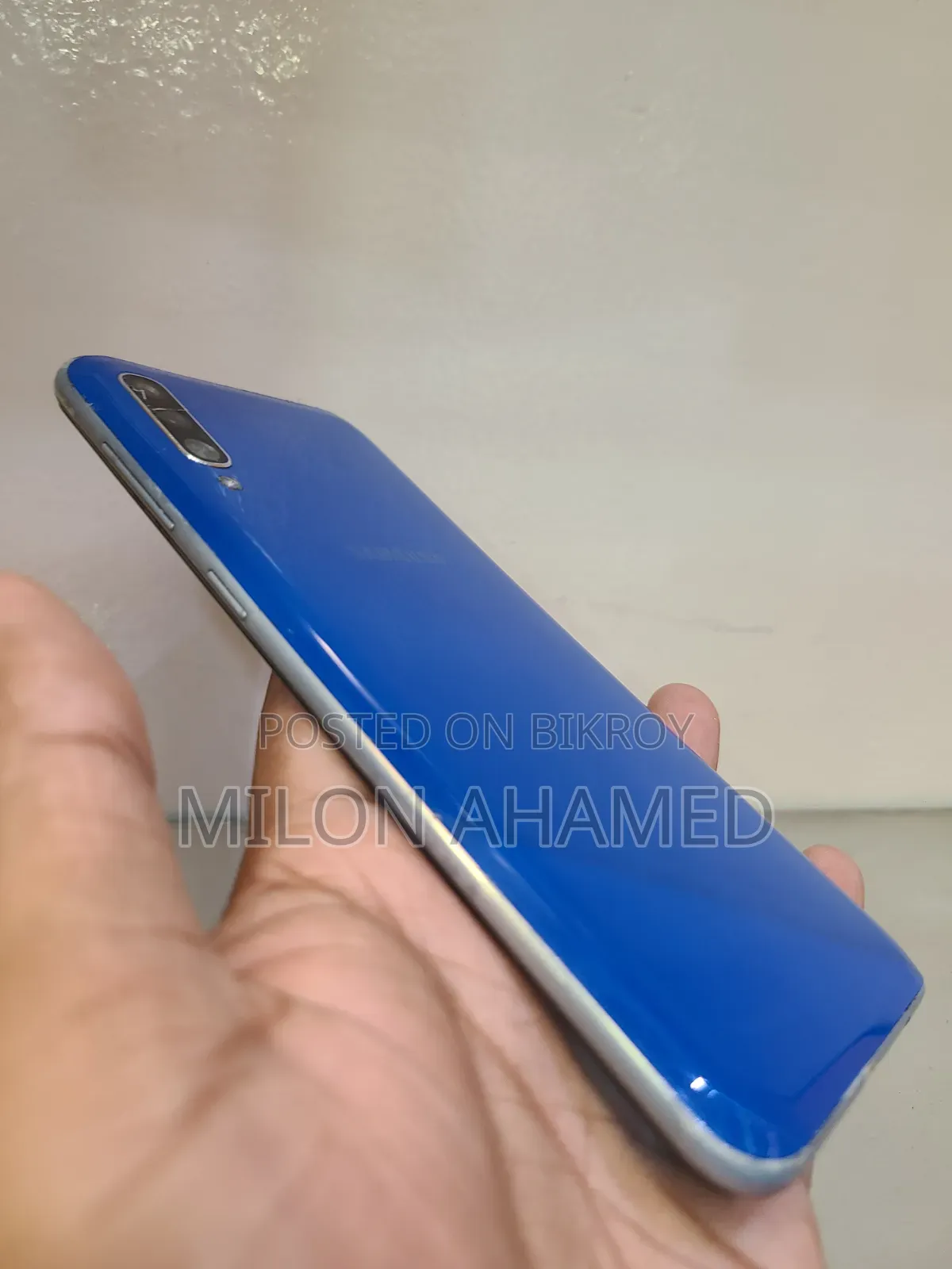 স্যামসাং গ্যালাক্সি এ৫০ ১২৮ জিবি নীল
