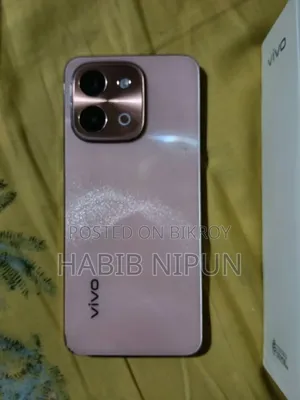 Vivo Y28 128 GB Orange