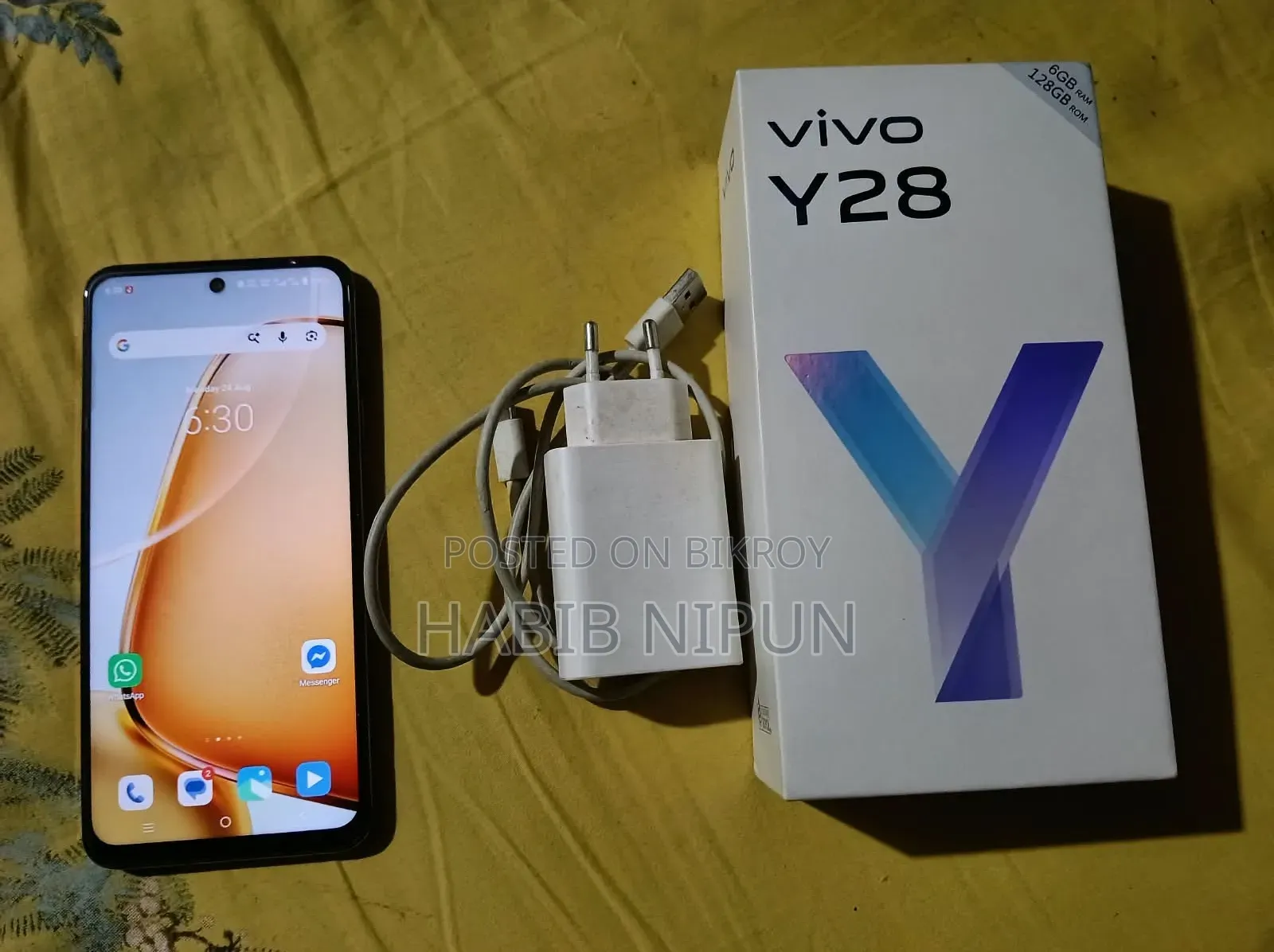 Vivo Y28 128 GB Orange