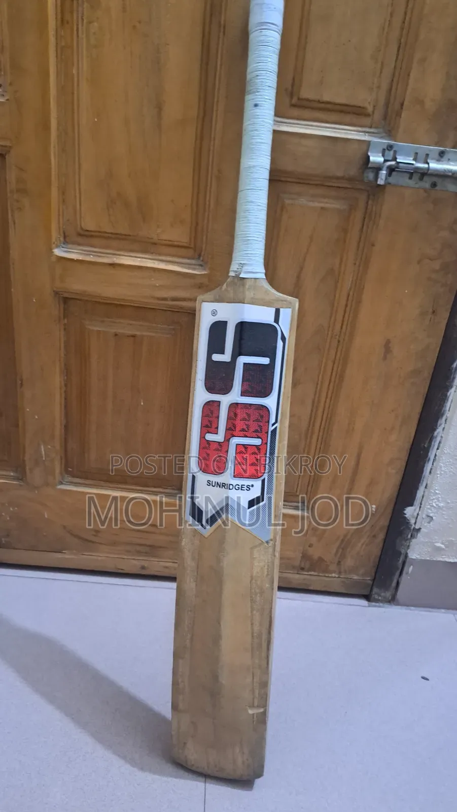 ক্রিকেট ব্যাট