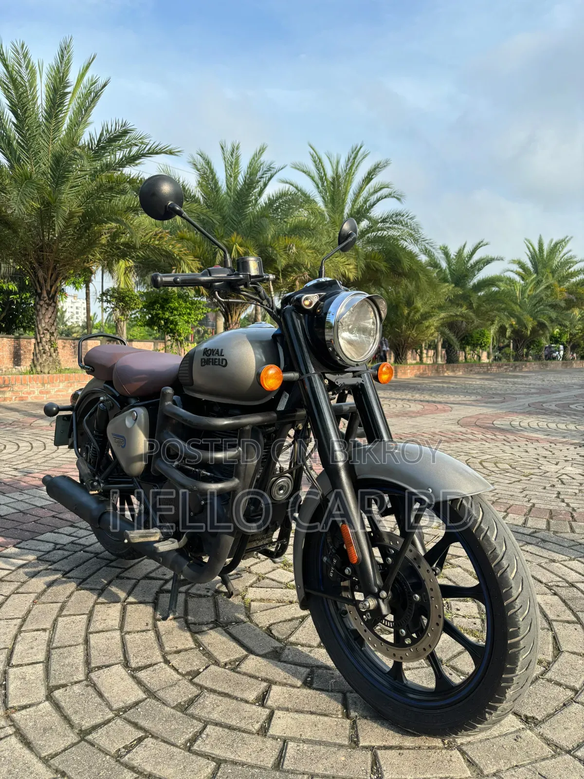 Royal Enfield Classic 350 2025 Gray